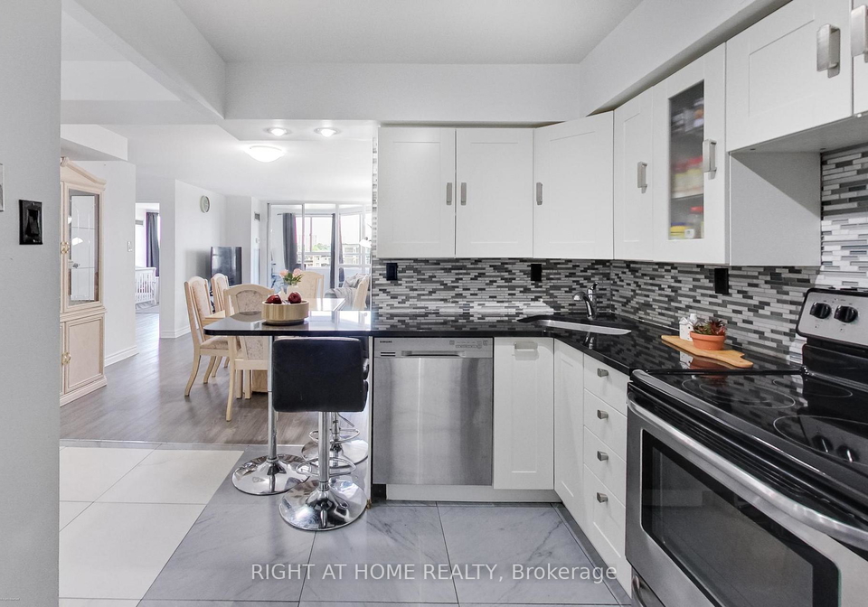4-park-vista-east-york-ontario-e12453483