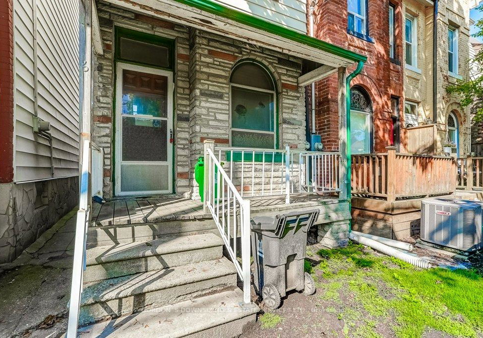 6-paisley-avenue-toronto-ontario-e12453593