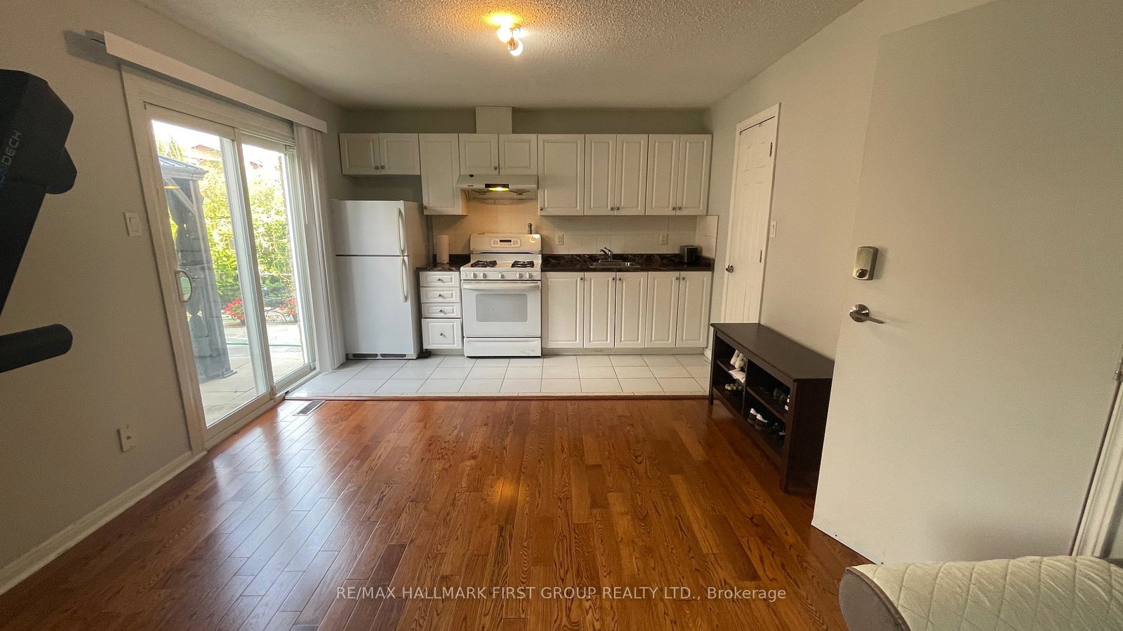 32-fireside-drive-scarborough-ontario-e12454359