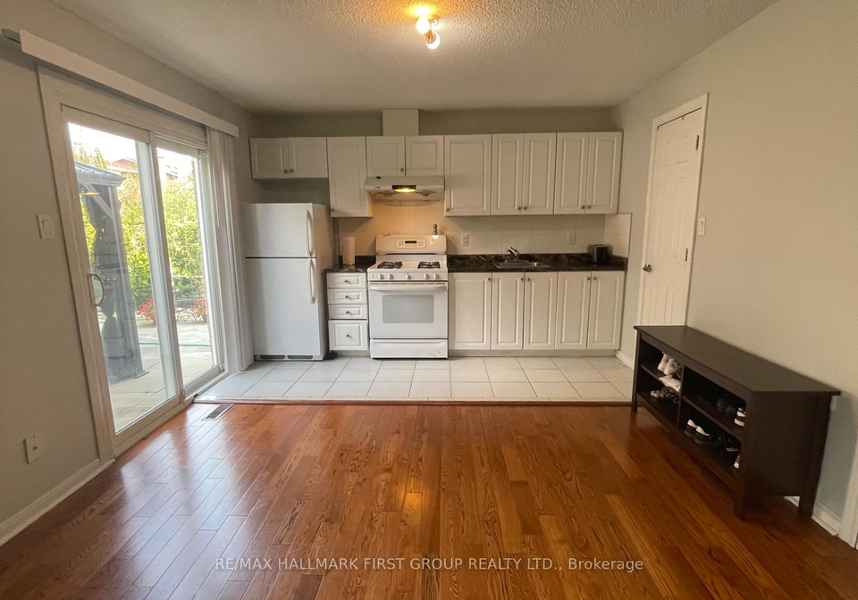 32-fireside-drive-scarborough-ontario-e12454359
