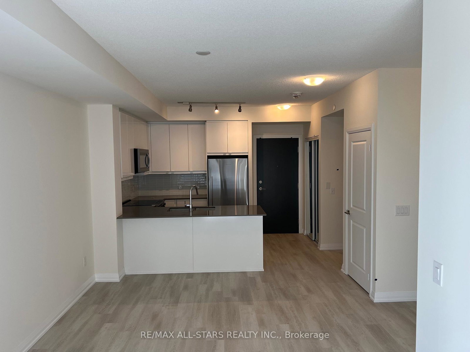 3270-sheppard-avenue-e-scarborough-ontario-e12455529