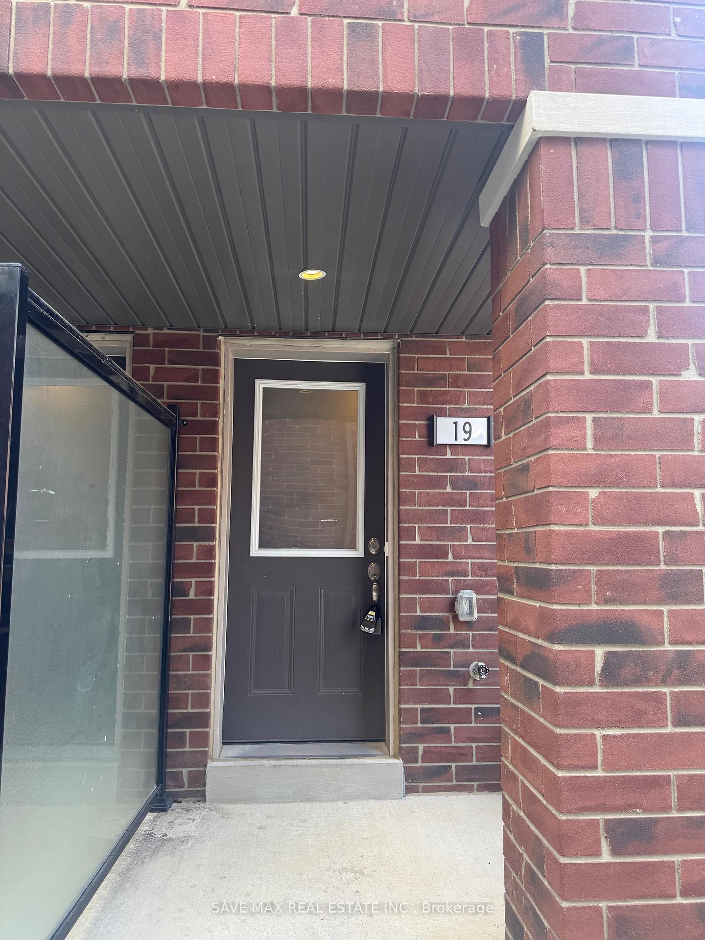 19-petley-street-clarington-ontario-e12455678