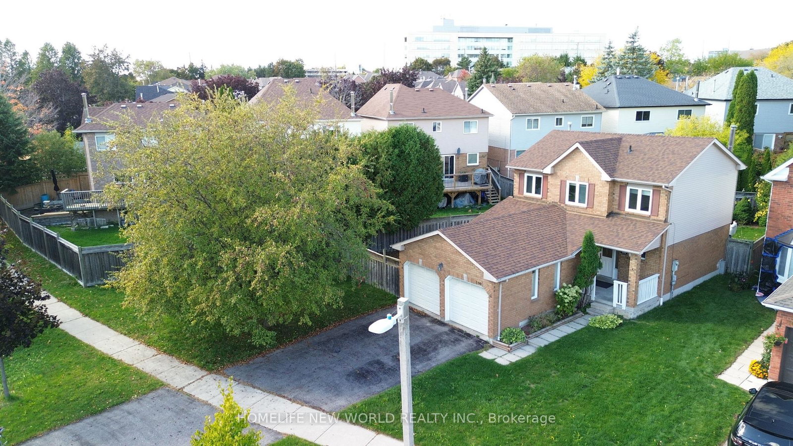 100-bassett-boulevard-whitby-ontario-e12456610