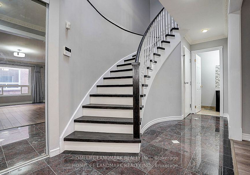 15-saintsbury-square-scarborough-ontario-e12456986