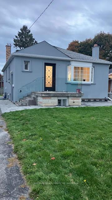 5-orlando-boulevard-scarborough-ontario-e12457356