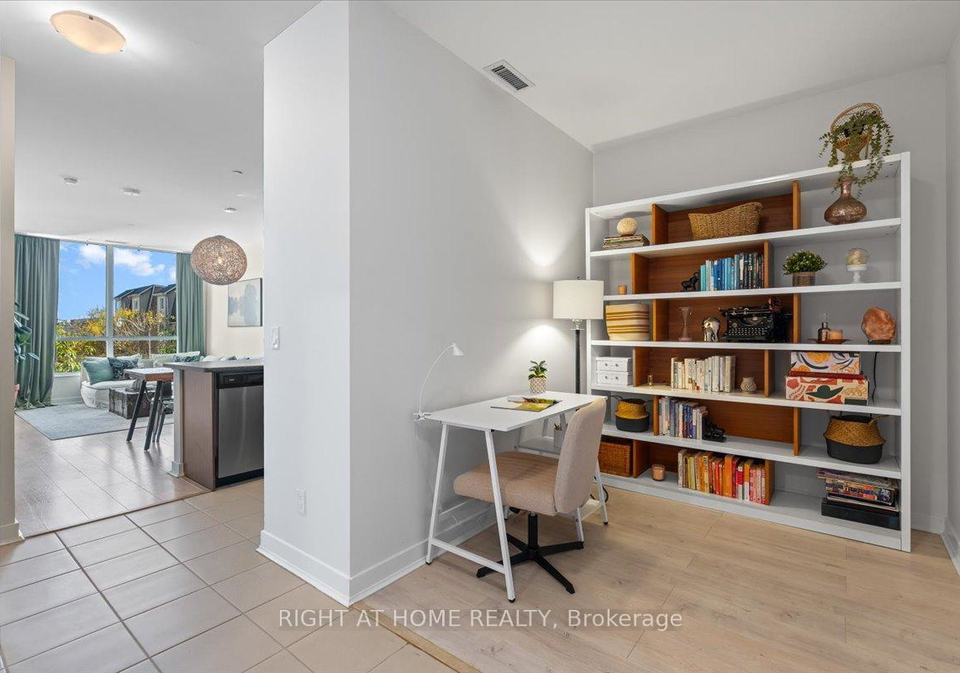 8-trent-avenue-toronto-ontario-e12457376
