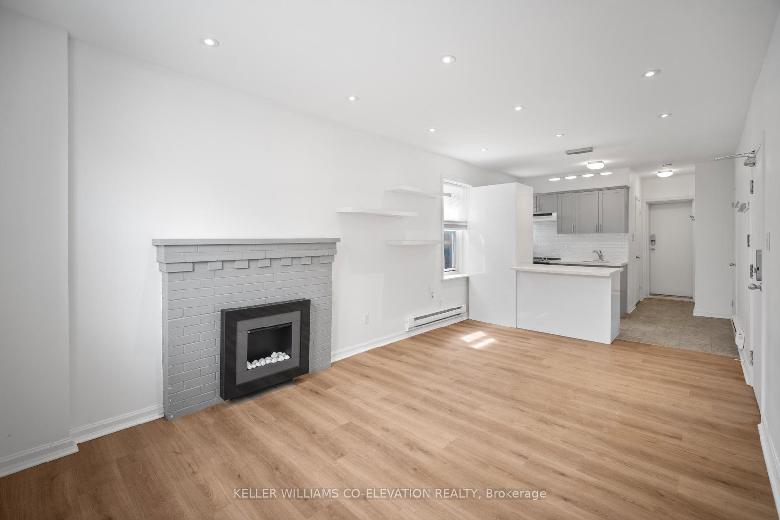 2461-queen-street-e-toronto-ontario-e12457444