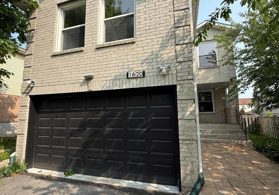 1620-mcbrady-crescent-pickering-ontario-e12457469