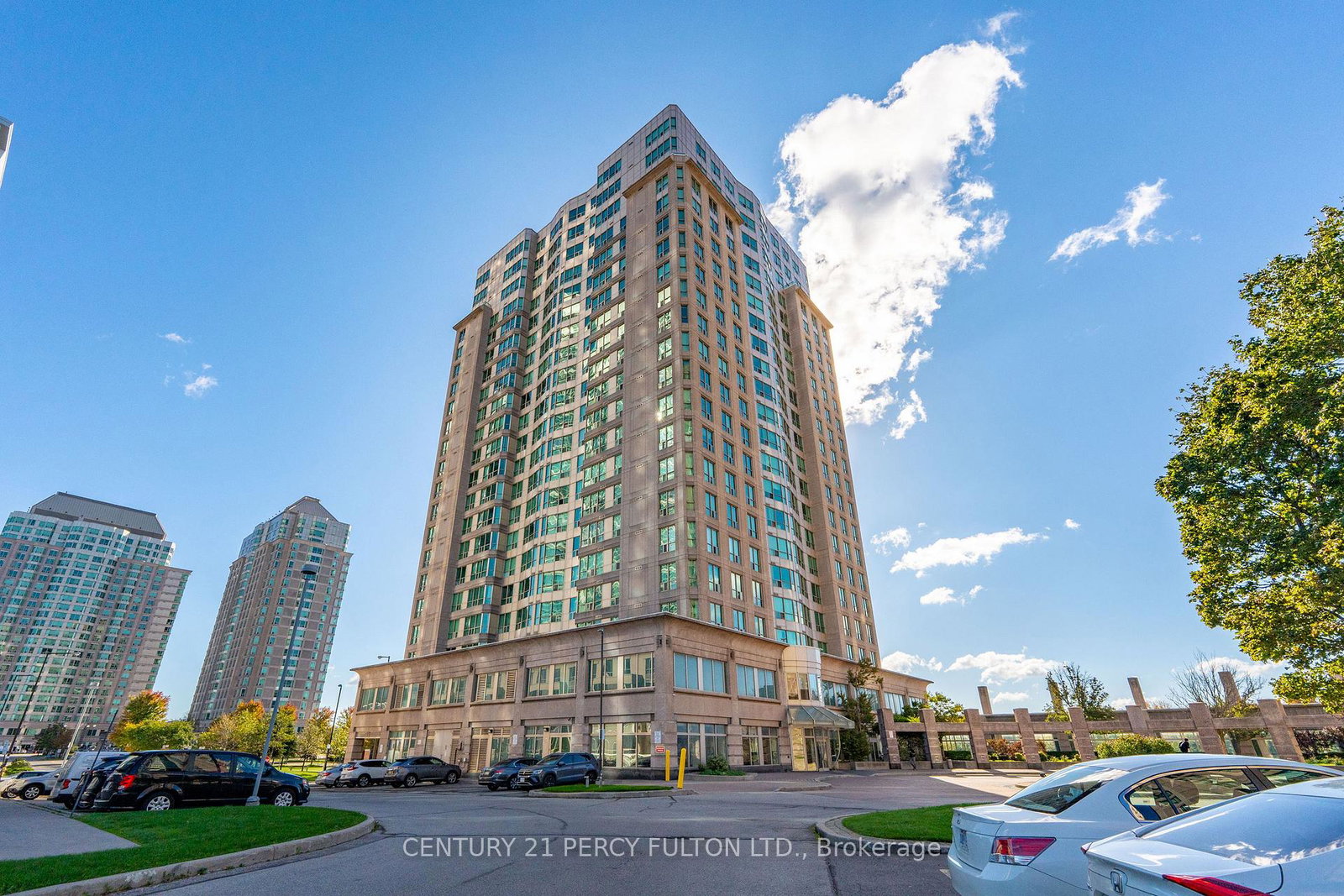 8-lee-centre-drive-scarborough-ontario-e12457684