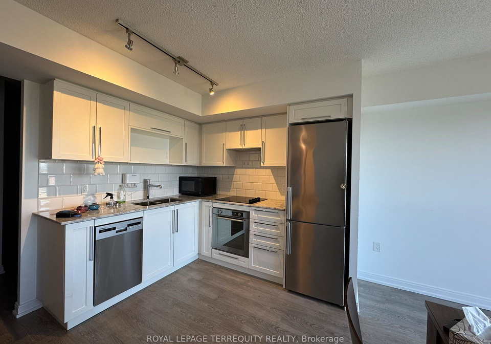 275-village-green-square-scarborough-ontario-e12458135