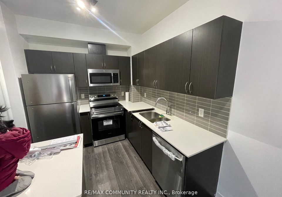 3560-st-clair-avenue-e-scarborough-ontario-e12458223