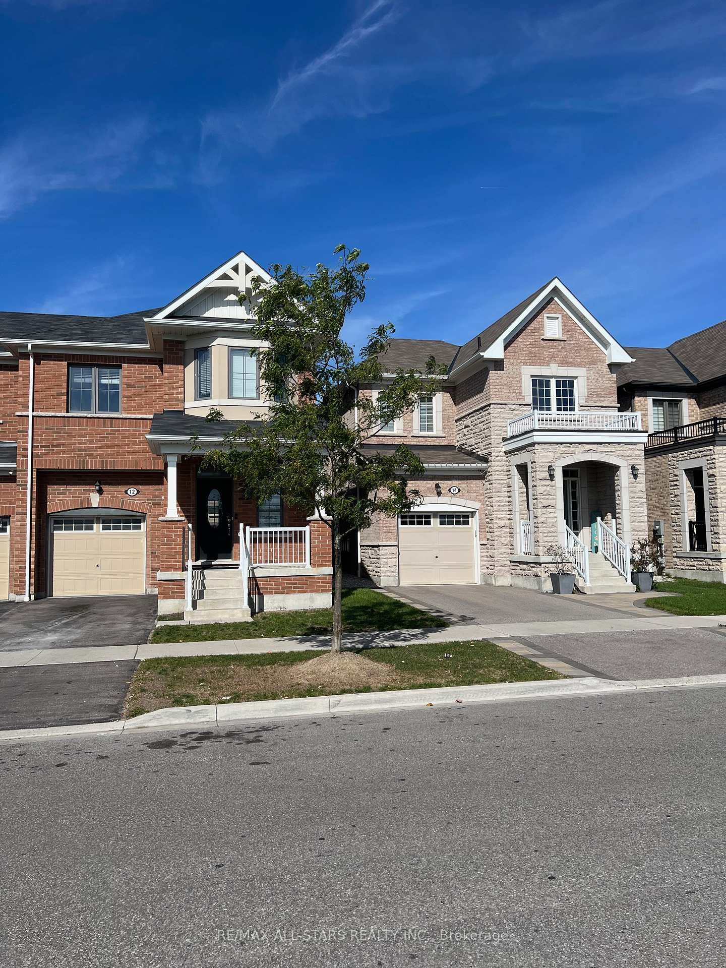 12-westfield-drive-whitby-ontario-e12458388