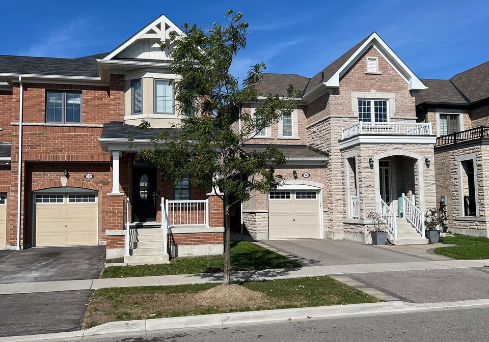 12-westfield-drive-whitby-ontario-e12458388