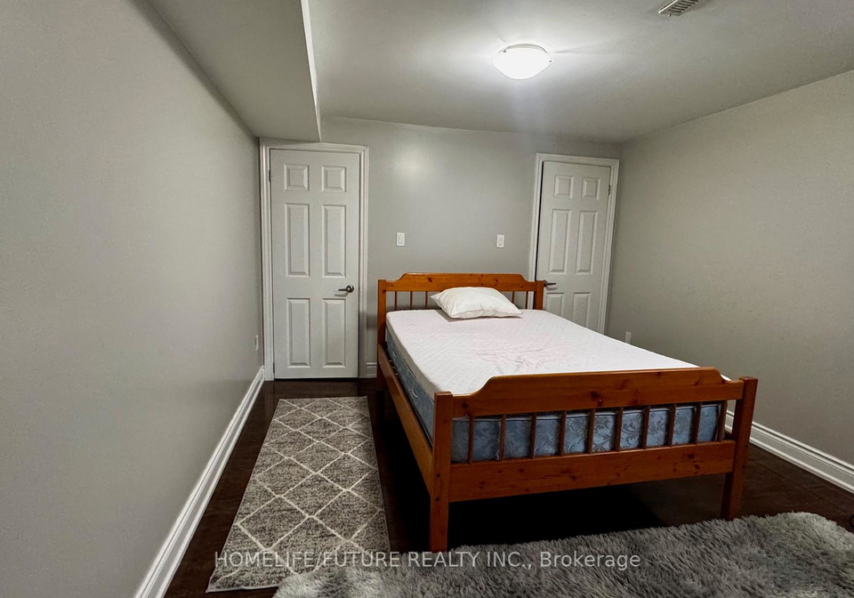 69-styles-crescent-ajax-ontario-e12458430