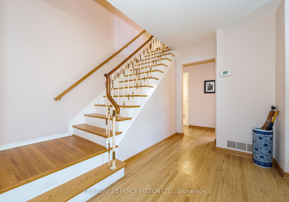 14-farmington-crescent-scarborough-ontario-e12459905