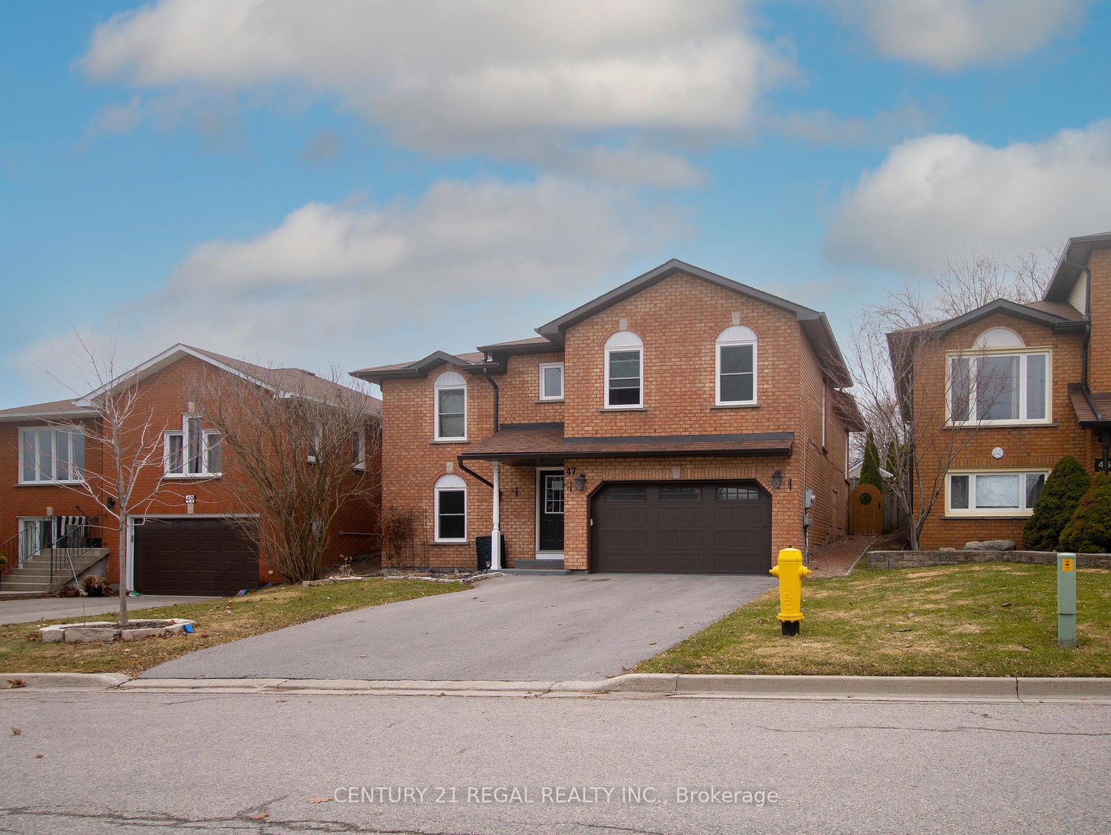 47-limestone-crescent-whitby-ontario-e12459958