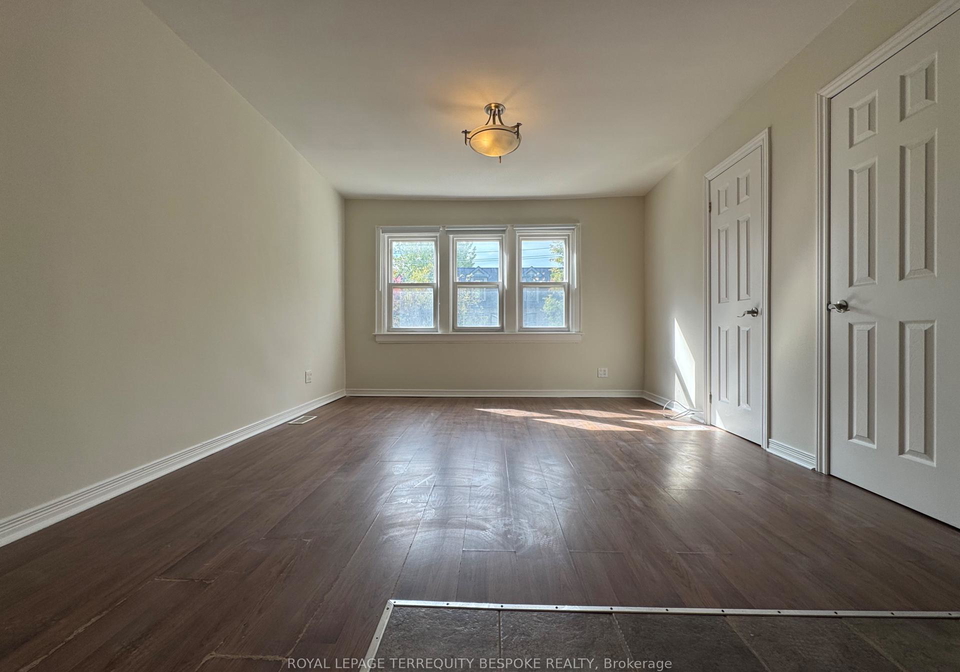 19-lewis-street-toronto-ontario-e12462063