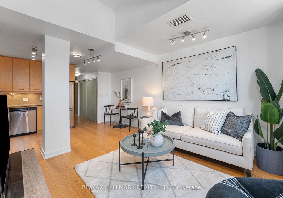 201-carlaw-avenue-toronto-ontario-e12462898