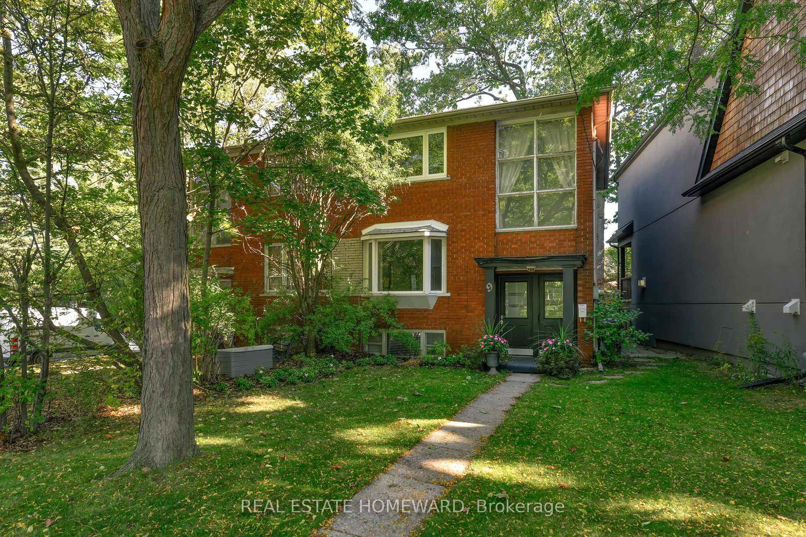 9-red-deer-avenue-scarborough-ontario-e12463116