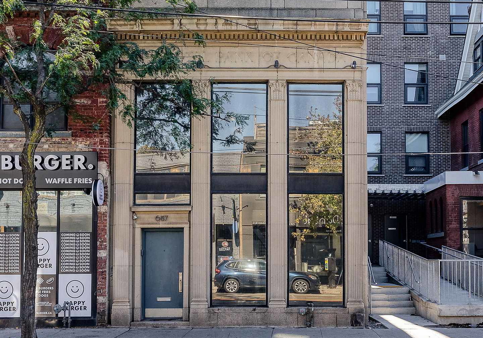 687-queen-street-e-toronto-ontario-e12463551