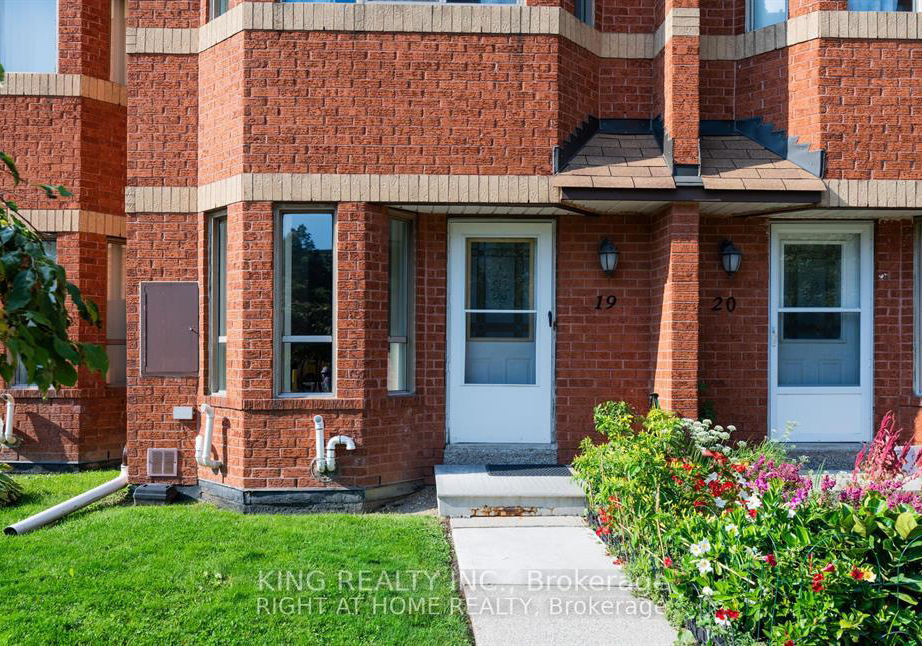 2472-eglinton-avenue-e-scarborough-ontario-e12464567