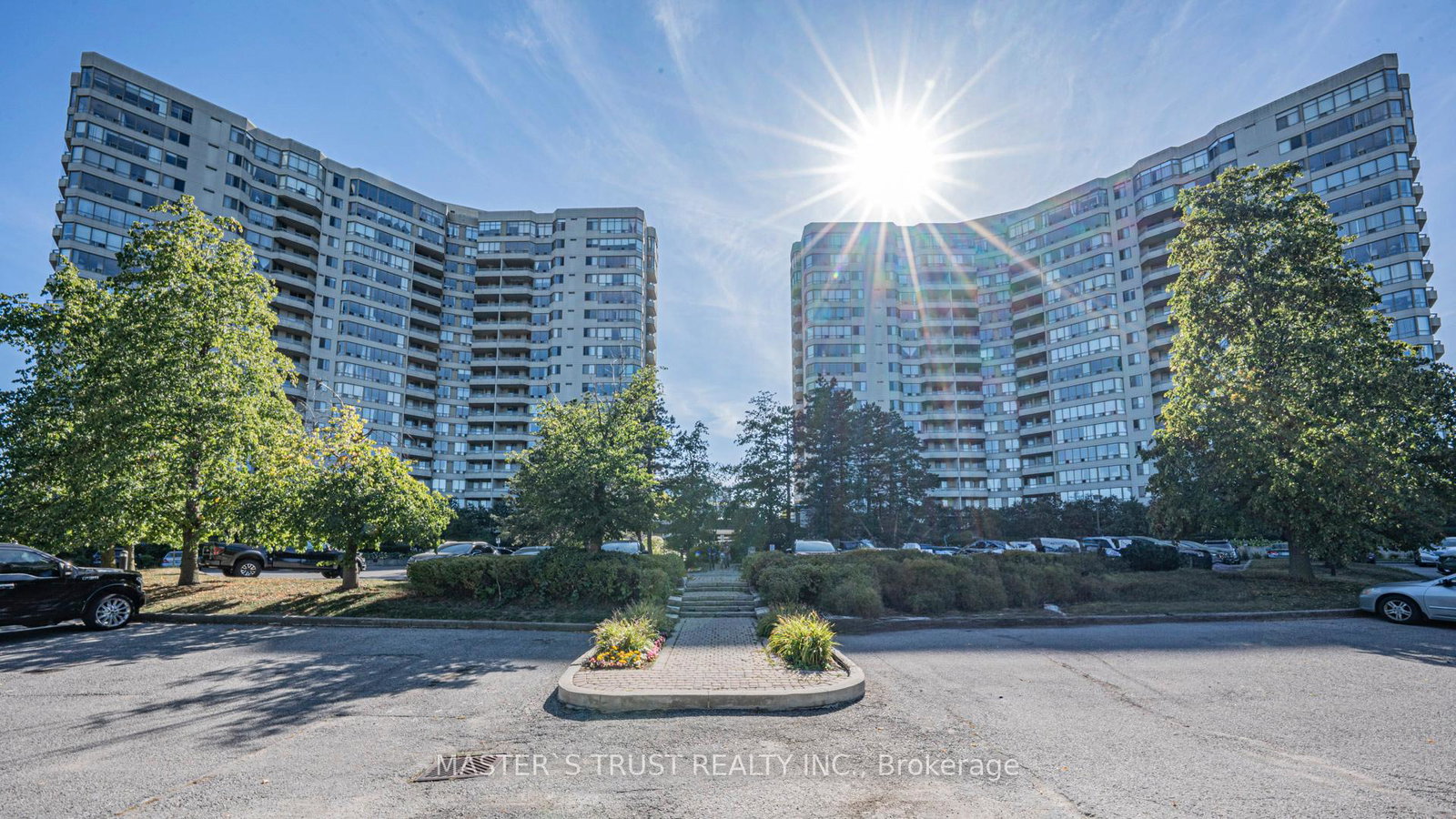 150-alton-towers-circle-scarborough-ontario-e12464624