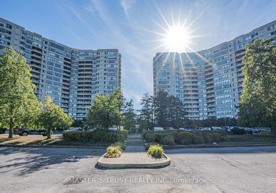 150-alton-towers-circle-scarborough-ontario-e12464624
