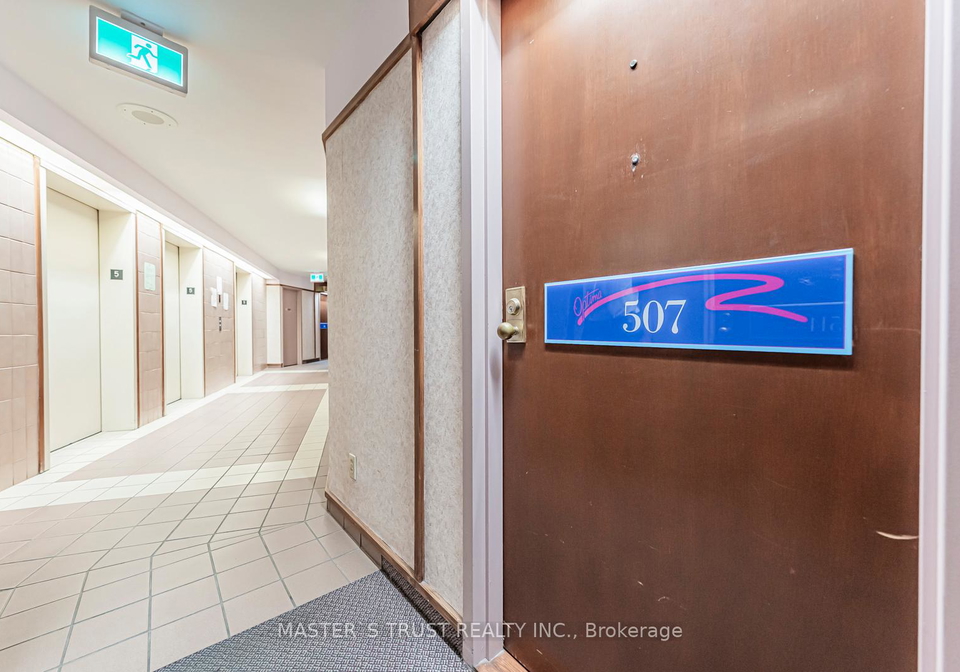 150-alton-towers-circle-scarborough-ontario-e12464624