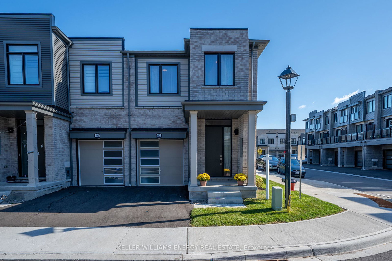 62-sorbara-way-whitby-ontario-e12464775