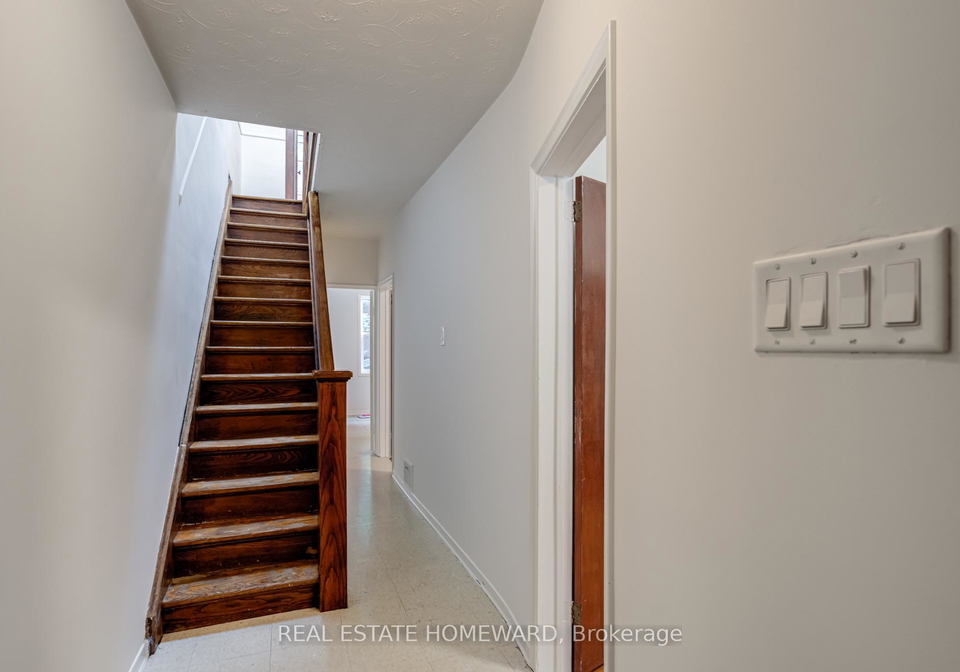 106-west-lynn-avenue-toronto-ontario-e12465905