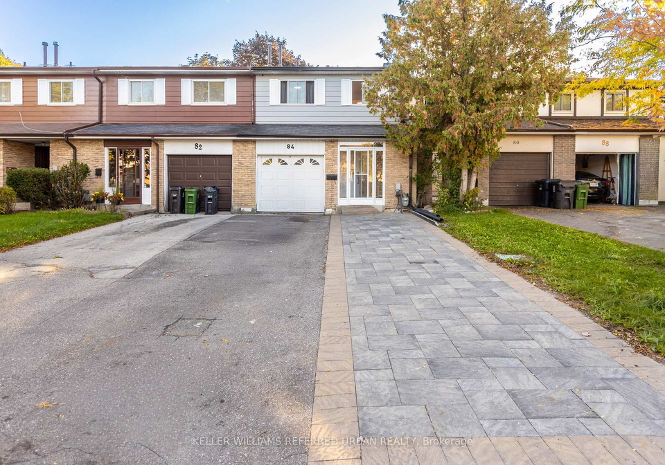 84-lowry-square-scarborough-ontario-e12466367