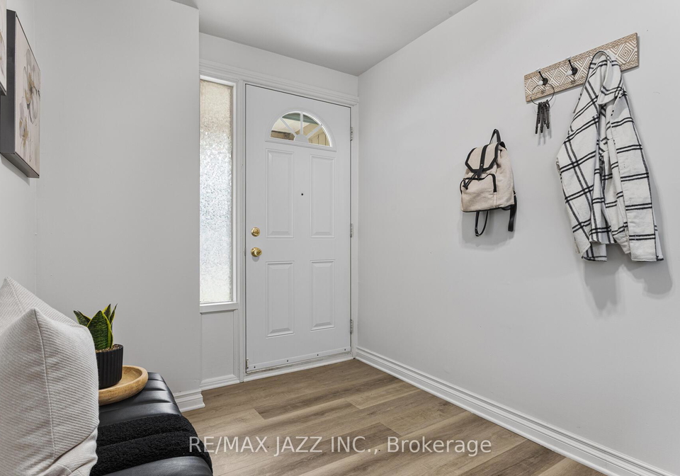 1330-trowbridge-drive-oshawa-ontario-e12466555