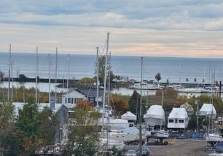 1606-charles-street-whitby-ontario-e12467041