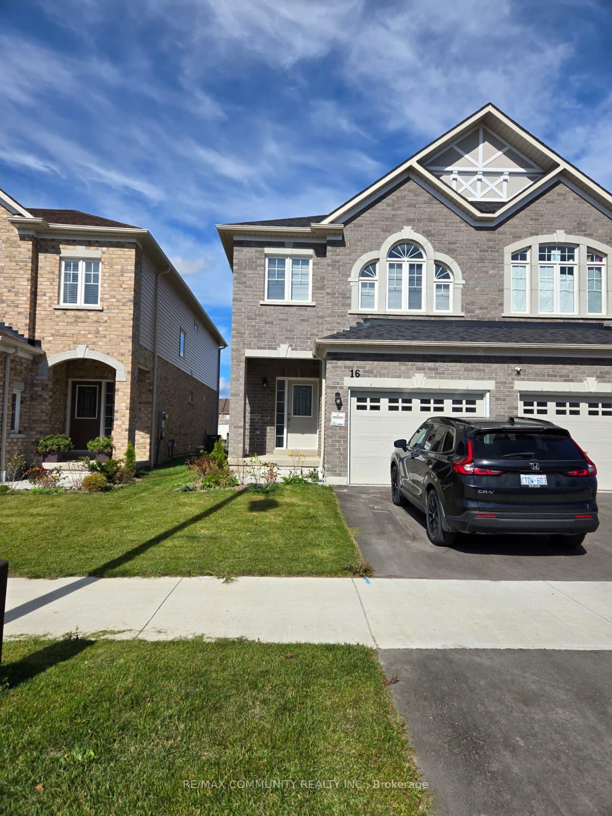 16-denny-street-ajax-ontario-e12467206
