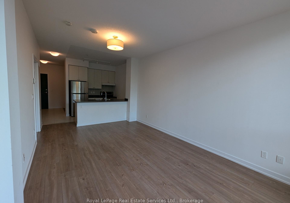 8-trent-avenue-toronto-ontario-e12467297