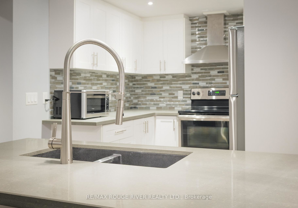 478-summerpark-crescent-pickering-ontario-e12467570
