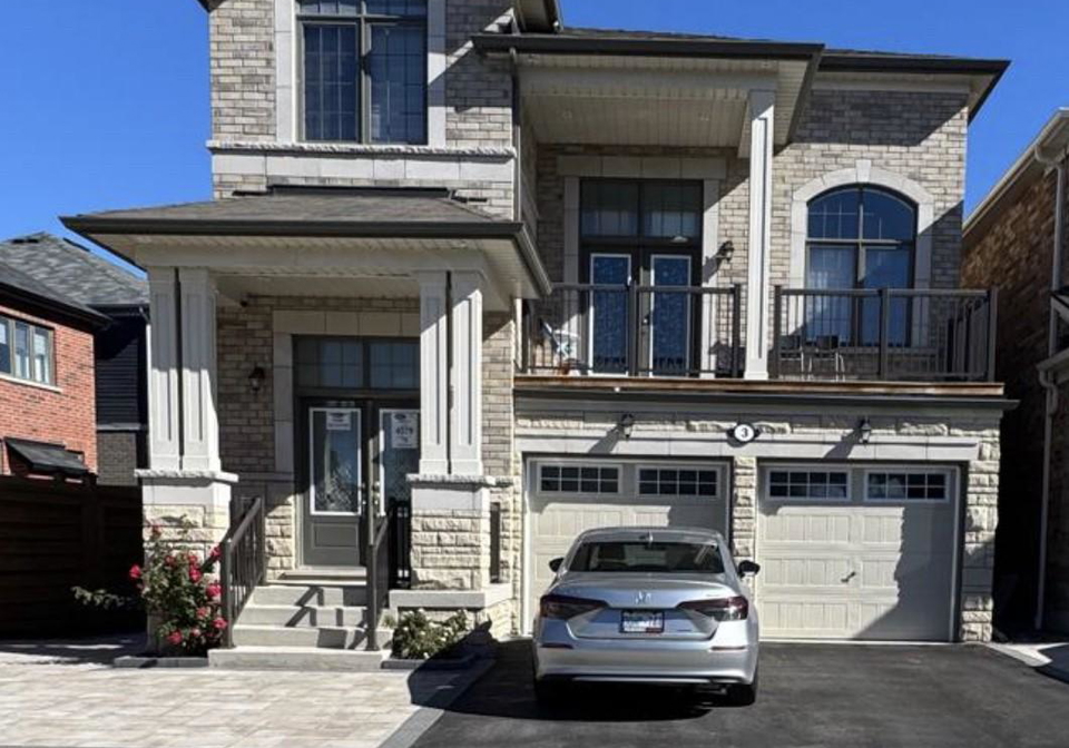 3-broden-crescent-whitby-ontario-e12468436