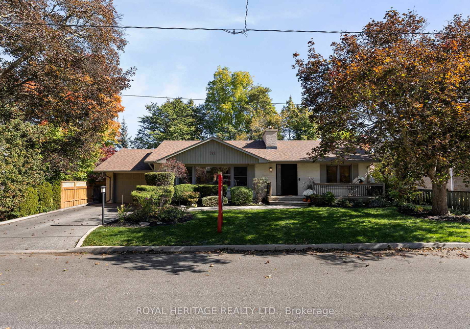 321-centre-street-n-whitby-ontario-e12468681