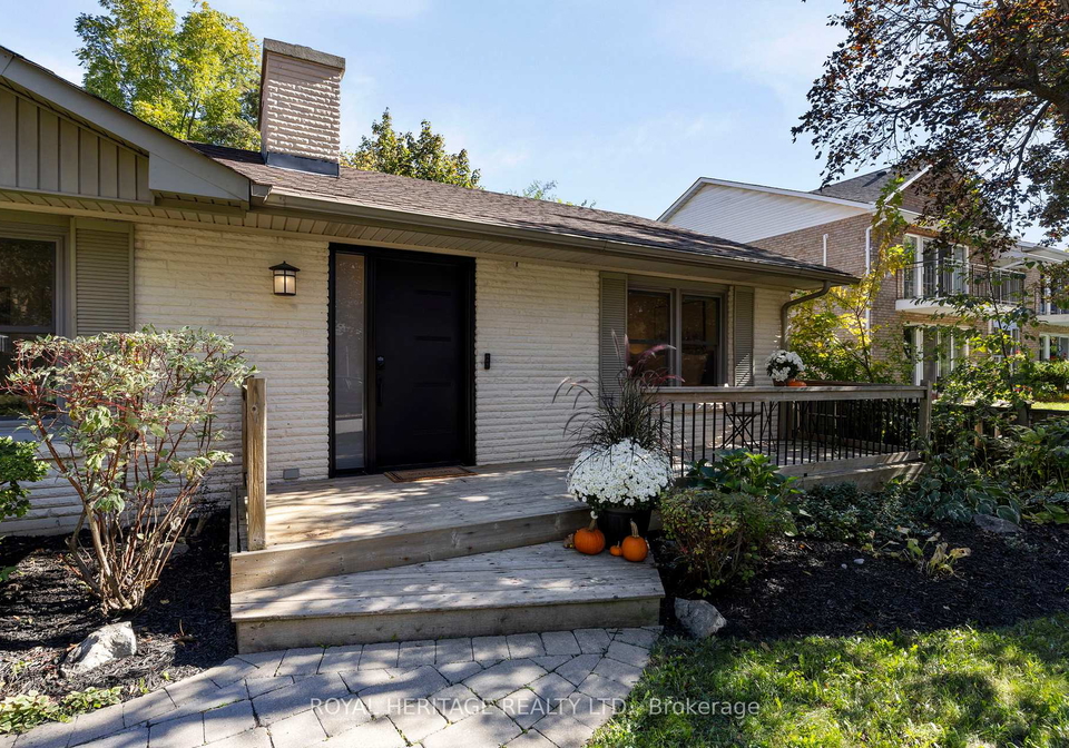 321-centre-street-n-whitby-ontario-e12468681