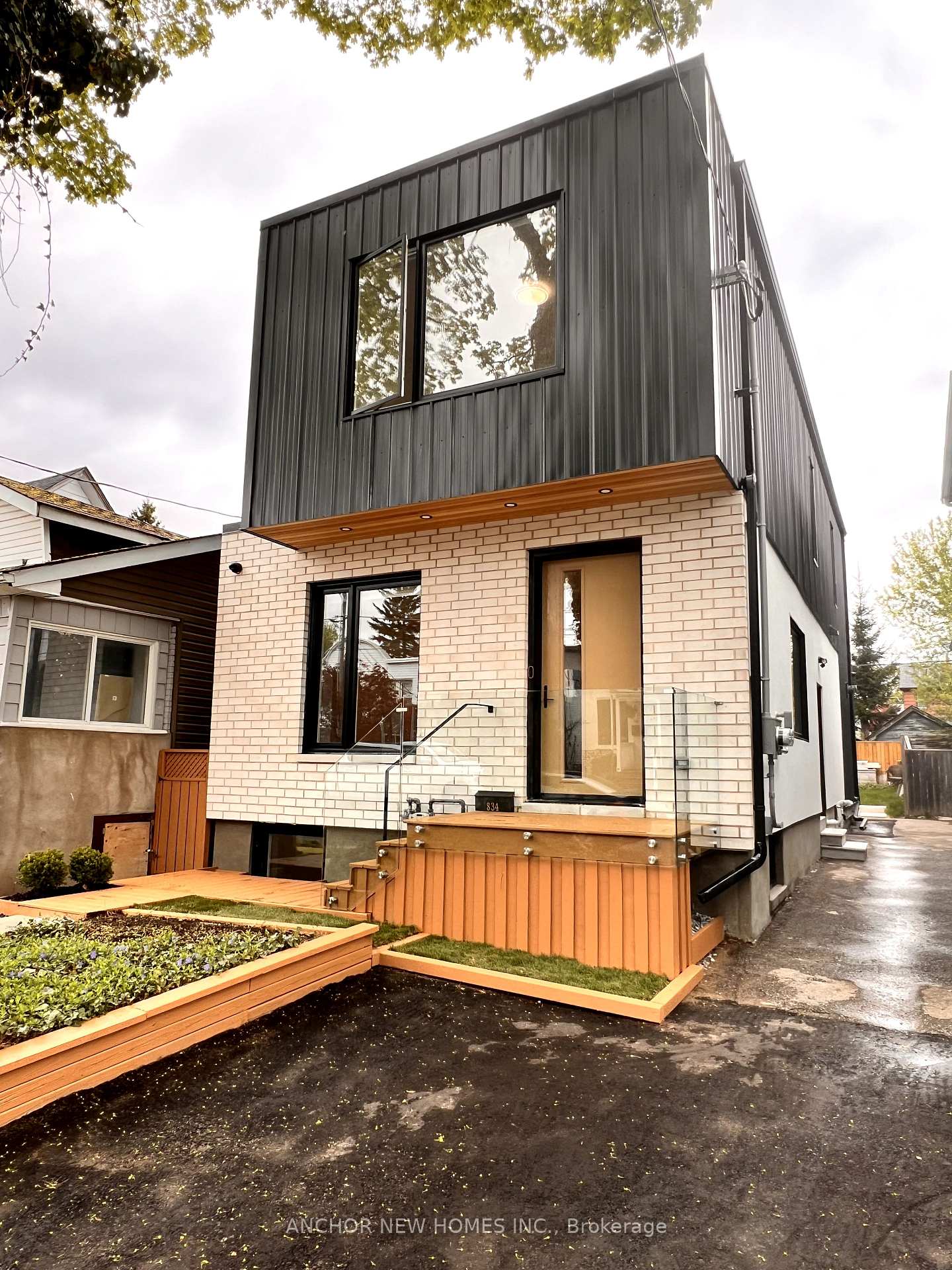 834-sammon-avenue-east-york-ontario-e12468700