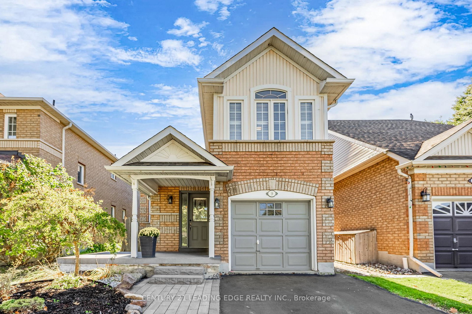 9-portage-trail-whitby-ontario-e12468789
