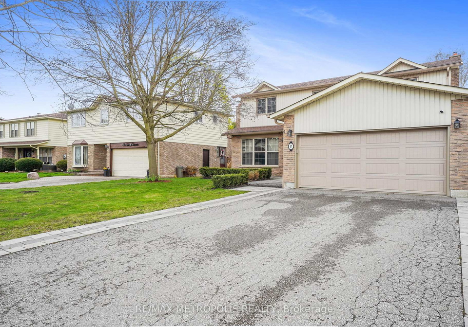 57-calder-crescent-whitby-ontario-e12468926