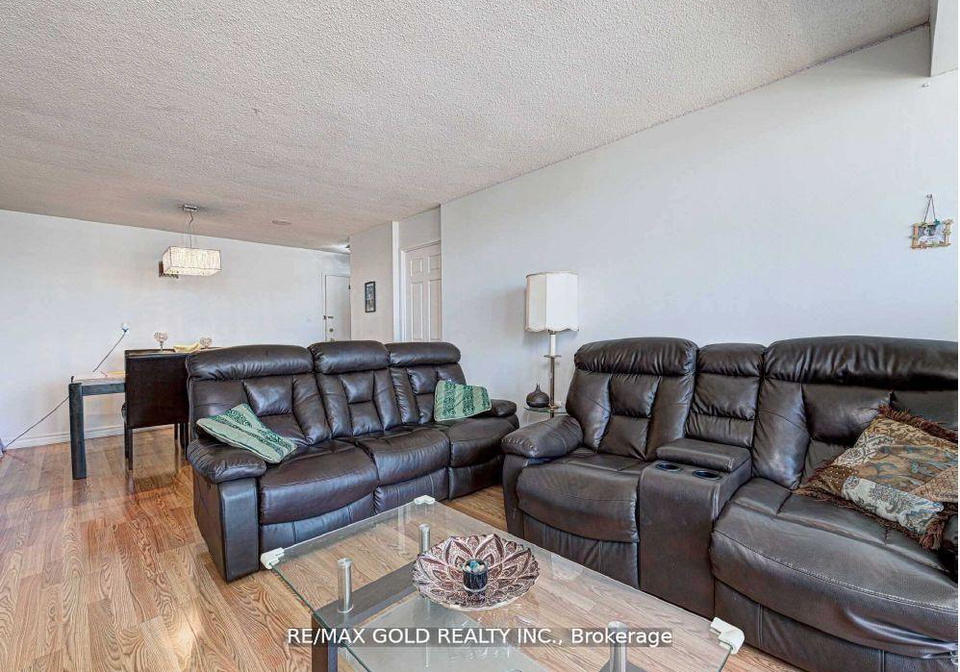 10-tapscott-road-scarborough-ontario-e12469335
