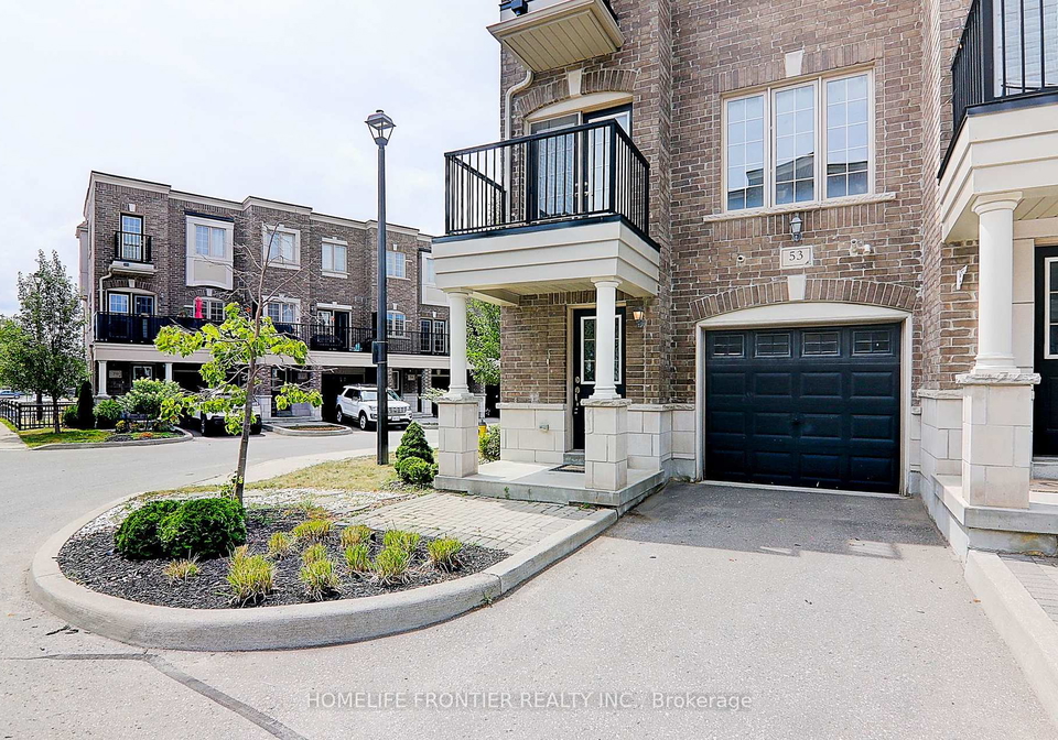 53-ferris-square-clarington-ontario-e12469731