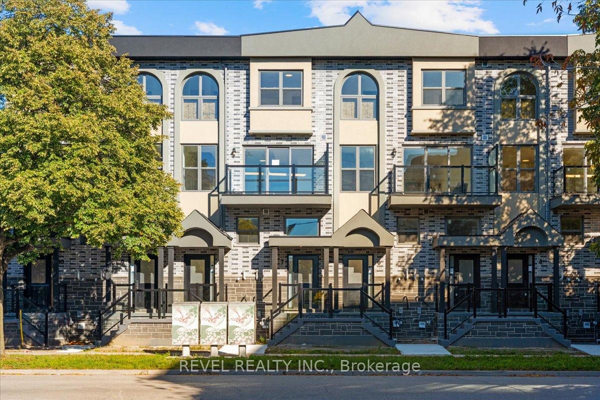 200-railway-engine-house-way-whitby-ontario-e12469780