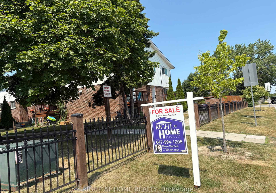 2-white-abbey-park-scarborough-ontario-e12469988