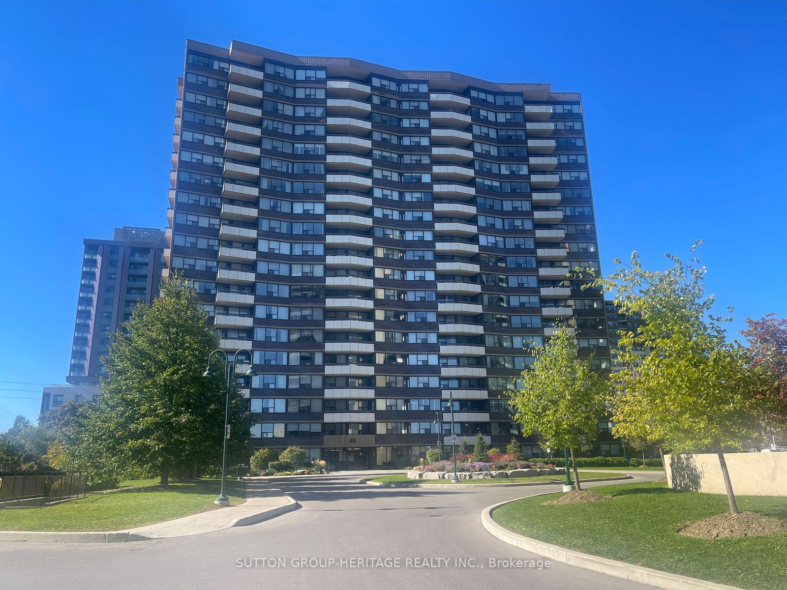 45-huntingdale-boulevard-scarborough-ontario-e12470290