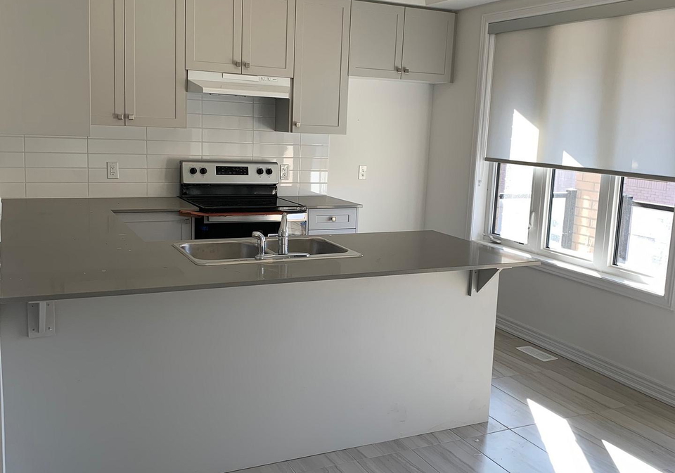 34-dockside-way-whitby-ontario-e12470361