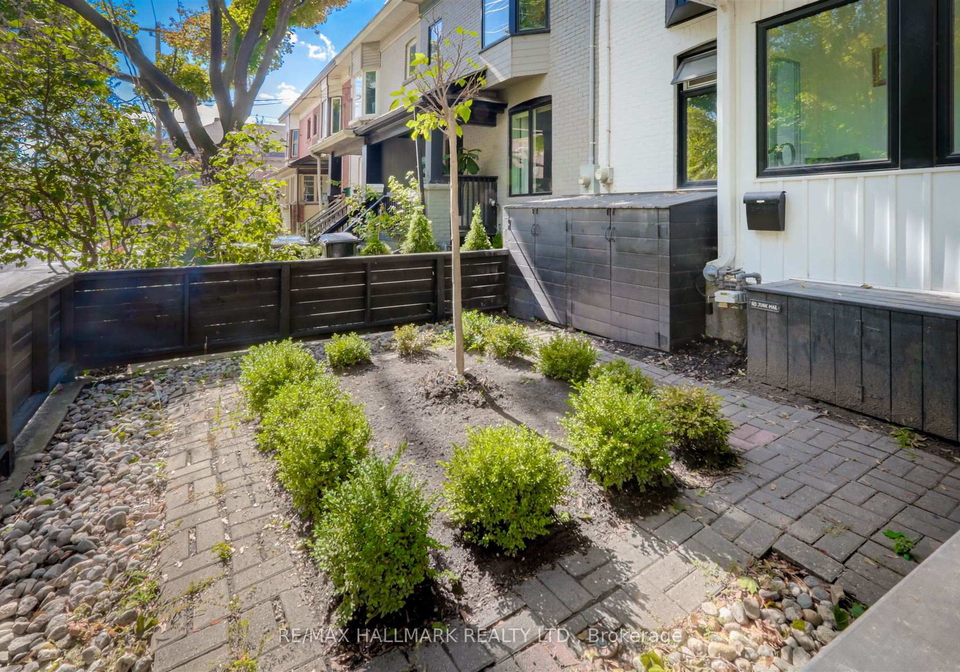 10-mcgee-street-toronto-ontario-e12471473