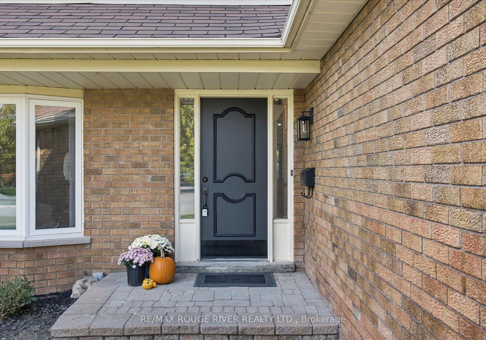14-erickson-drive-whitby-ontario-e12471631